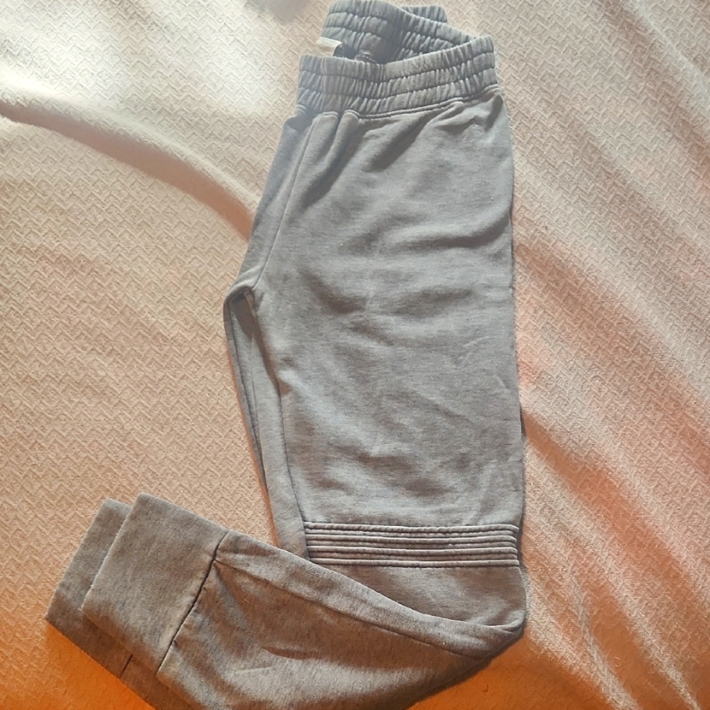 Splendid size S grey sweatpants